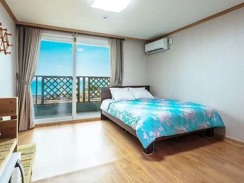 Holiday home Pension Green Heart Jeju