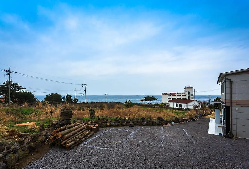 Holiday home Pension Green Heart Jeju